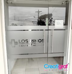 vinil areado con logo